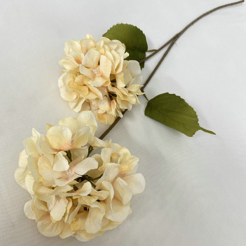 Flori artificiale în nuanță șampanie – șir de flori pentru aleea nunții în stil european, decor pentru casă și ședințe foto (din mătase și plastic)