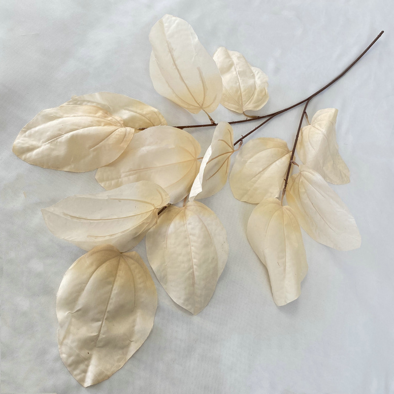 Flori artificiale în nuanță șampanie – șir de flori pentru aleea nunții în stil european, decor pentru casă și ședințe foto (din mătase și plastic)