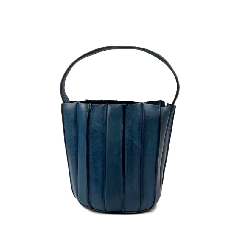 Ženska crossbody torbica od prave kože, jednostavan bucket stil, od prve sloje kravlje kože s biljnim premazom.