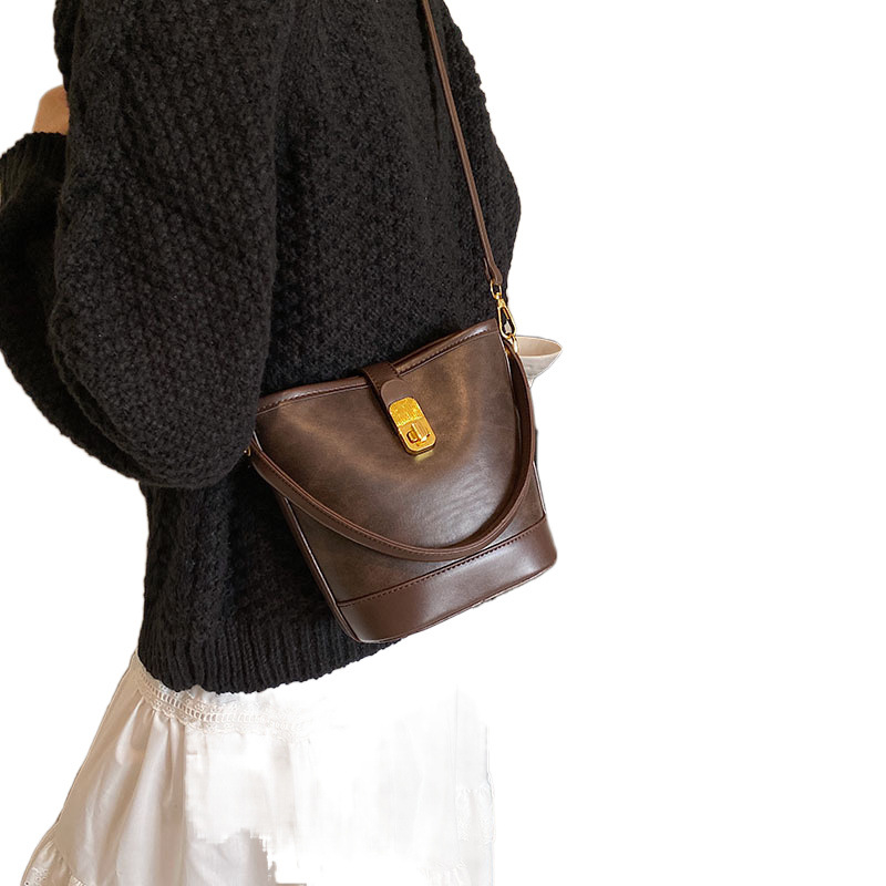 Ženska bucket torba, retro minimalistički stil, crossbody torba za svakodnevnu upotrebu, proljeće 2026