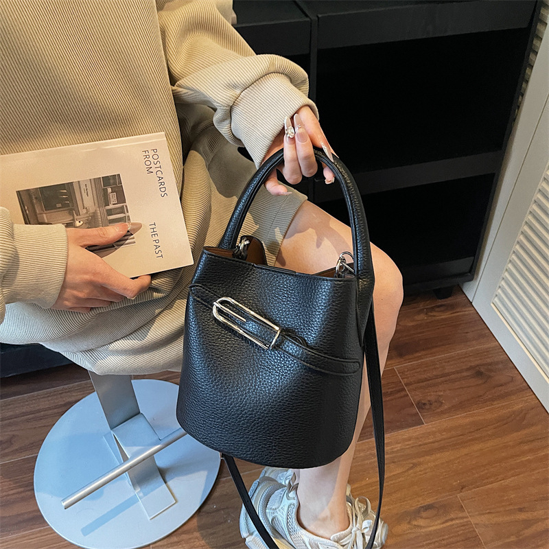 PU bucket torba za žene, velika kapaciteta, pogodna za svakodnevnu upotrebu — ručna, na rame ili crossbody