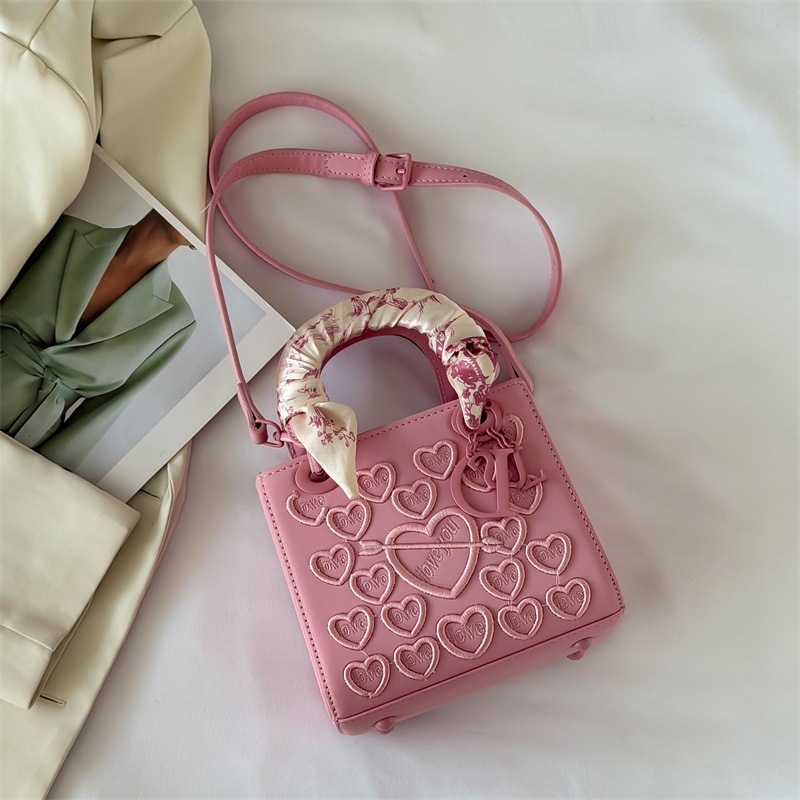Ženska torbica s bogatom vezom u obliku srca, Diana torba, vrhunski crossbody, svestrana modna torba za svakodnevicu