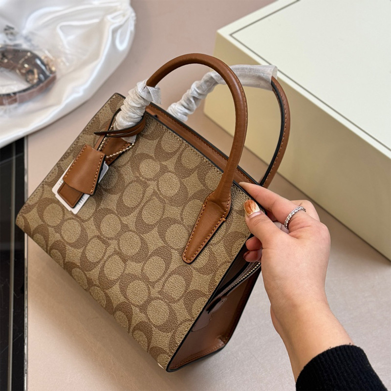 Mini ženska torba Diana Carryall od prave kože, retro stil, proljeće 2024