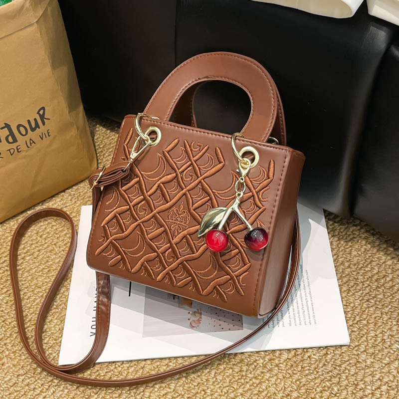 Crvena visoko kvalitetna šivana torbica, stil Diane, ženska torba preko ramena i crossbody