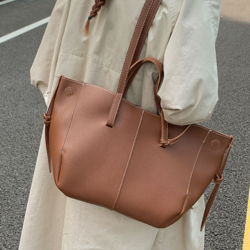 Ženska retro torba za jesen-zimu, velika kapaciteta, casual i uredska upotreba, tote torba preko ramena