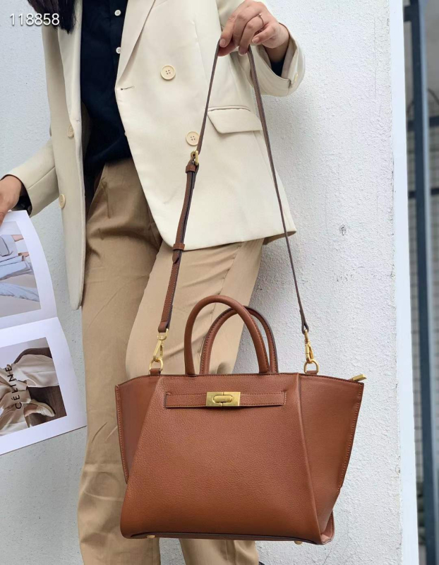 Ženska torbica s krilnim dizajnom od prave kože, mekana koža, crossbody, srednje veličine, zatvarač