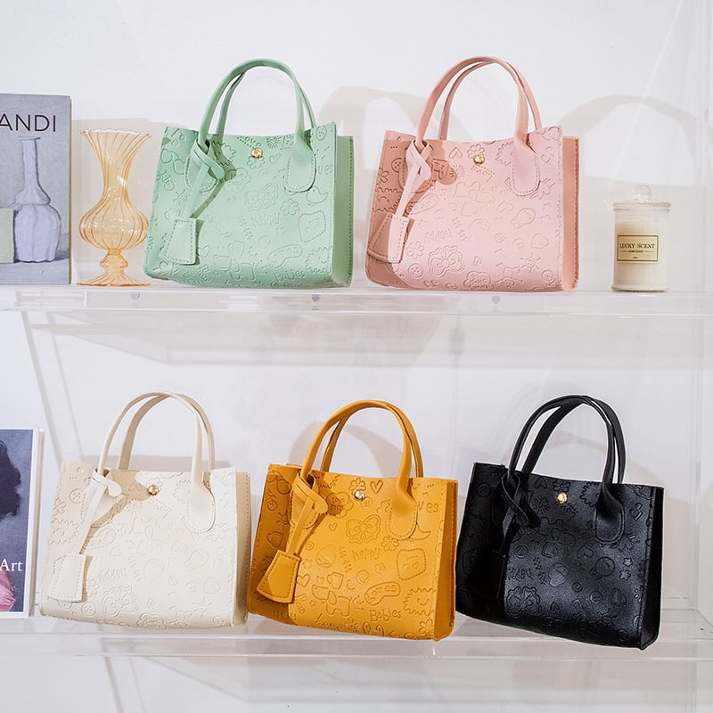 Ženska torbica preko ramena s reljefnim dizajnom, PU koža, korejskog stila, svježa i slatka, mala veličina, crossbody torba, za svakodnevnu upotrebu