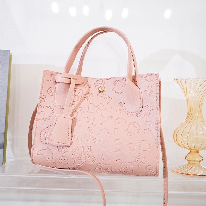Ženska torbica preko ramena s reljefnim dizajnom, PU koža, korejskog stila, svježa i slatka, mala veličina, crossbody torba, za svakodnevnu upotrebu