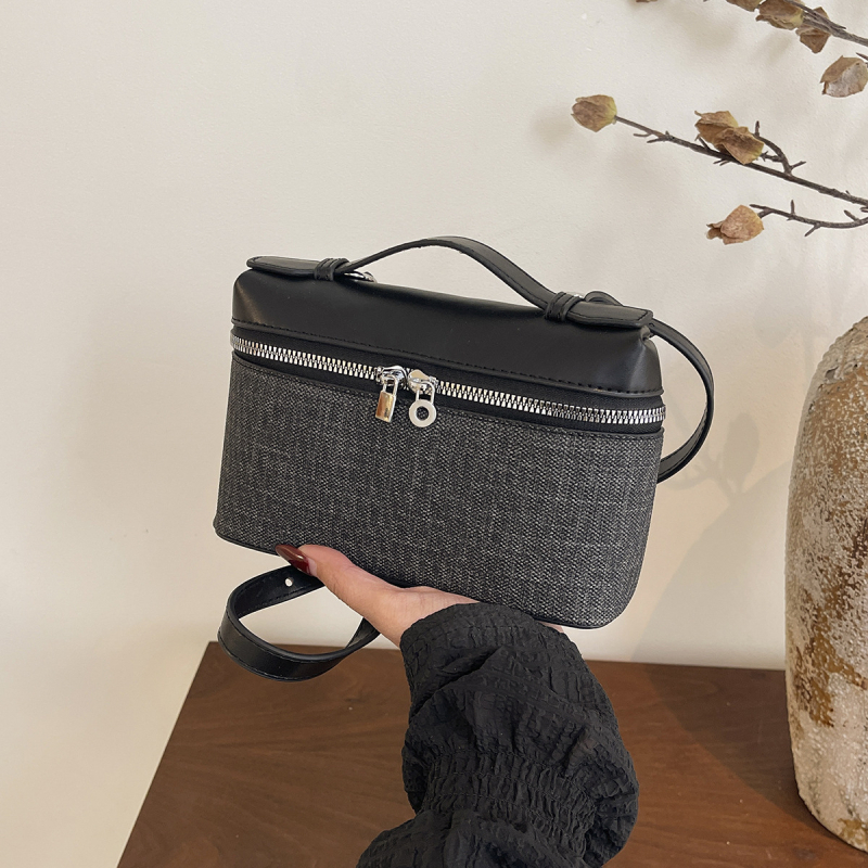 2026 novi stil – jednostavna i svestrana kozmetička torba, ženska clutch, torba za ruku i crossbody u obliku kutije