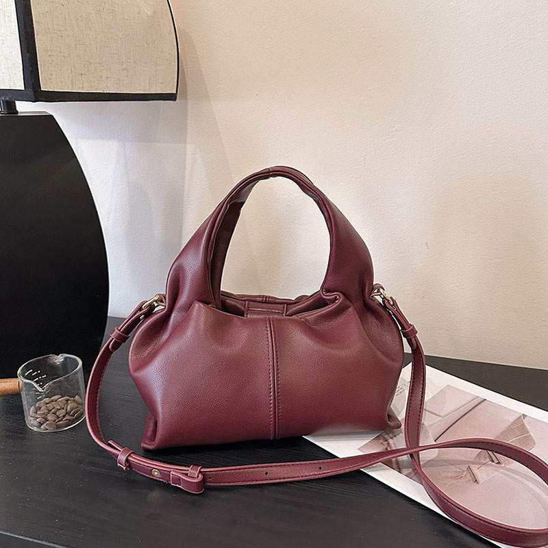 Torba za ramena u obliku oblaka, stil lunchbox, srednja veličina, PU koža, proljeće 2026, svestrana crossbody torba