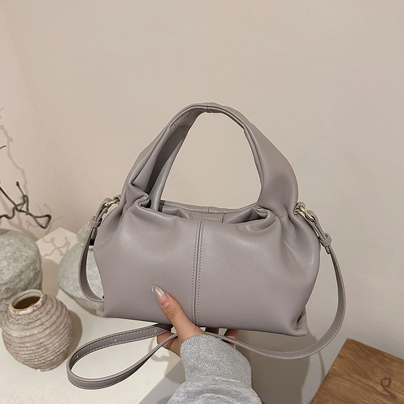 Ženska PU kožna crossbody torba s motivom oblaka, proljeće 2026, francuski stil visoke klase