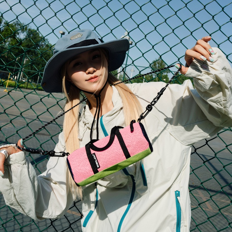 Mini torbica s blok boja, cilindrična crossbody torba za planinski stil, lagana ženska torba