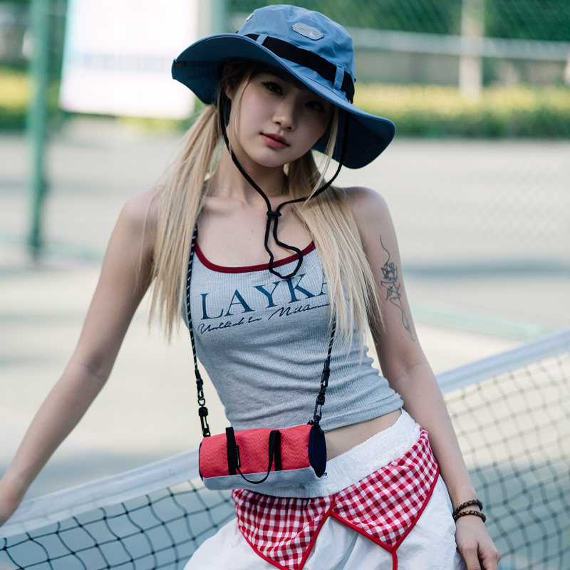 Mini torbica s blok boja, cilindrična crossbody torba za planinski stil, lagana ženska torba