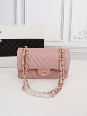 Ženska crossbody torba od ovčje kože s dijamantnim prešivanjem i lancem – moderni i svestrani dizajn