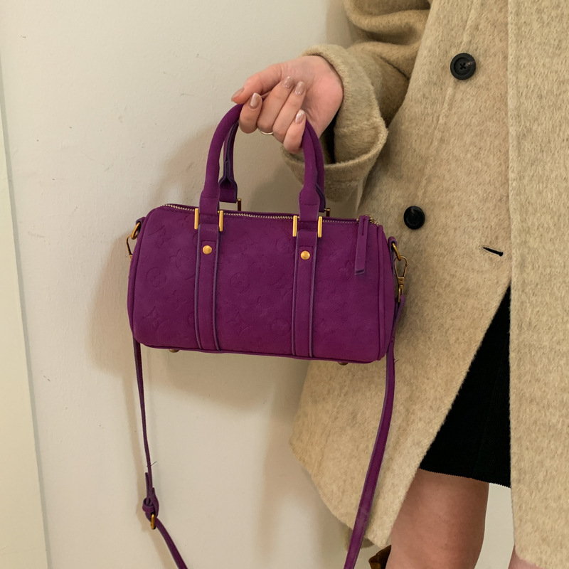 Ženska torba Boston za jesen-zimu, retro mat završetak, novi model 2025, velika kapaciteta, torba u obliku jastuka za rameno ili crossbody