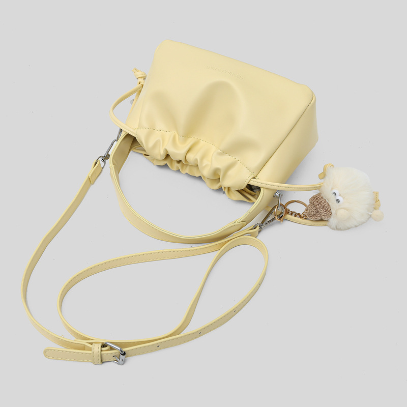 Mekana kožna torba s plisama u obliku oblaka, crossbody za žene, elegantna luksuzna torba 2025 novi model