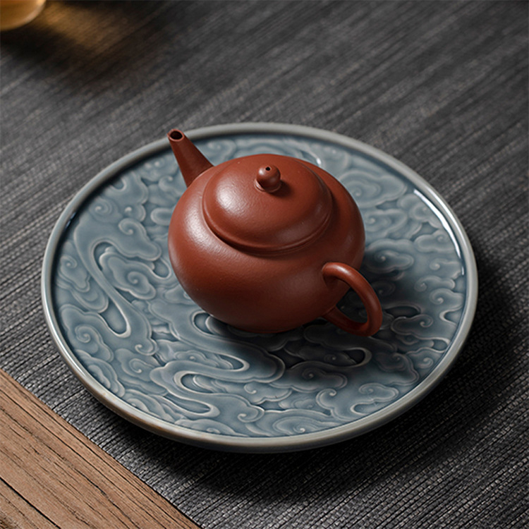 Set ceai ceramic Kung Fu cu suport sculptat pentru ceainic și bol cu capac