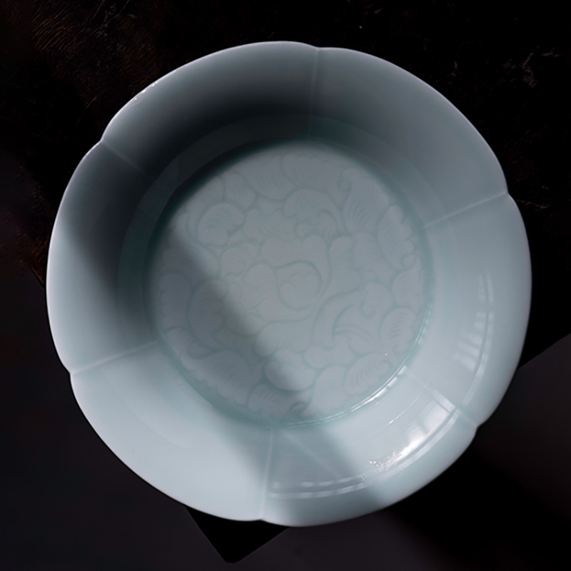 Set ceai ceramic Kung Fu cu suport sculptat pentru ceainic și bol cu capac
