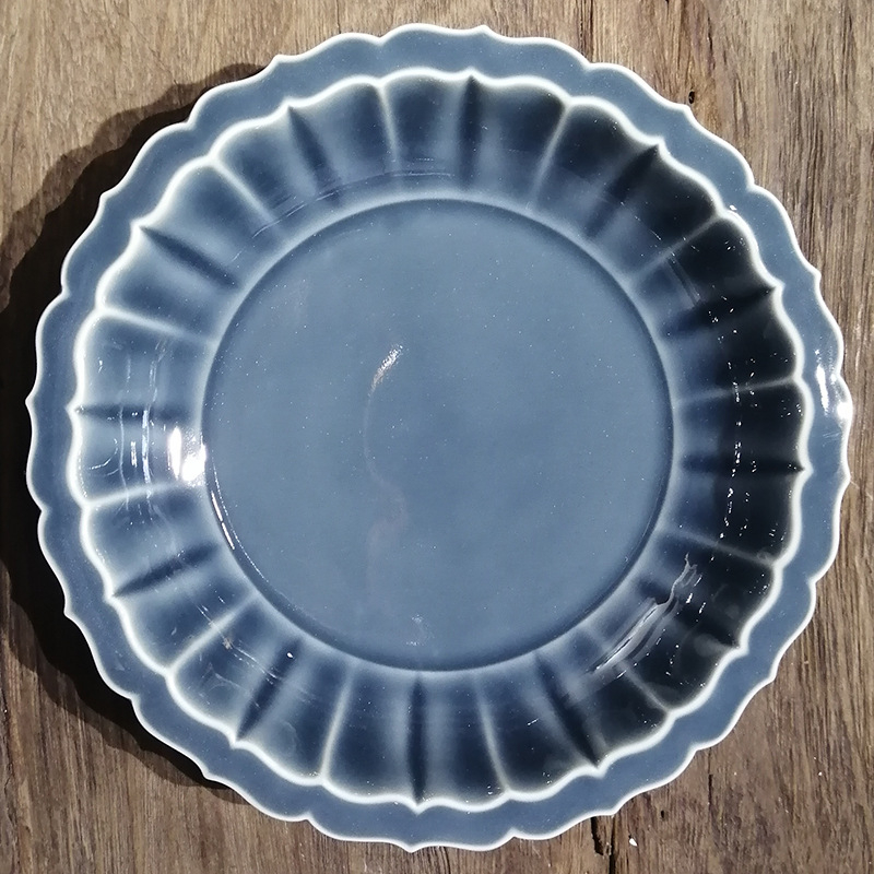 Set ceai ceramic Kung Fu cu suport sculptat pentru ceainic și bol cu capac