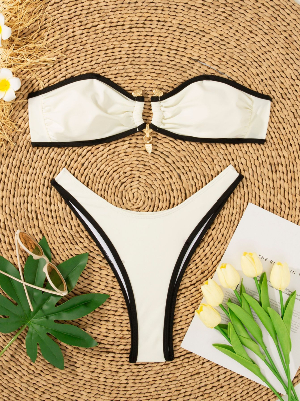 Ženski bikini set 2026 – s podstavljenim gornjim dijelom, trokutasti bikini, dvodijelni kupaći kostim, s malim svježim uzorkom