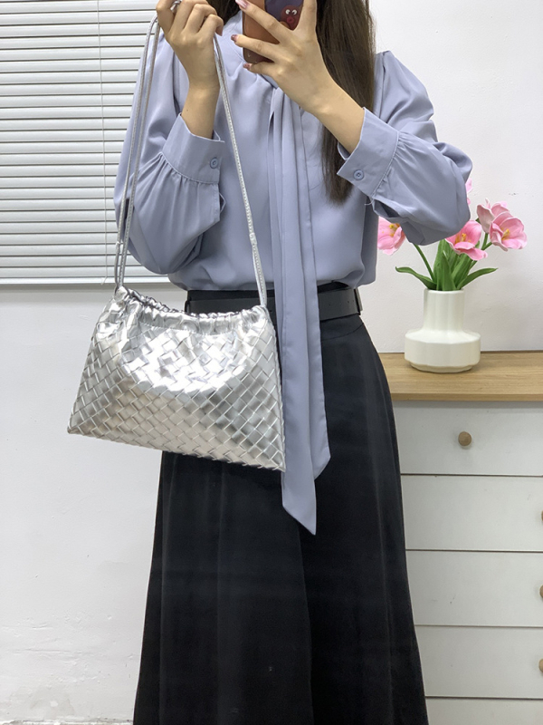 Ženska torbica od teleće kože, pleteni dizajn, crossbody torba preko ramena