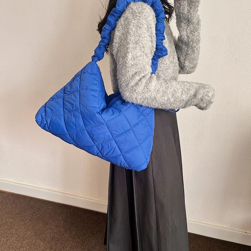 2026 nova ženska nylon torbica velikog kapaciteta, crossbody za ljeto, svakodnevni gradski stil — Cloud Bag