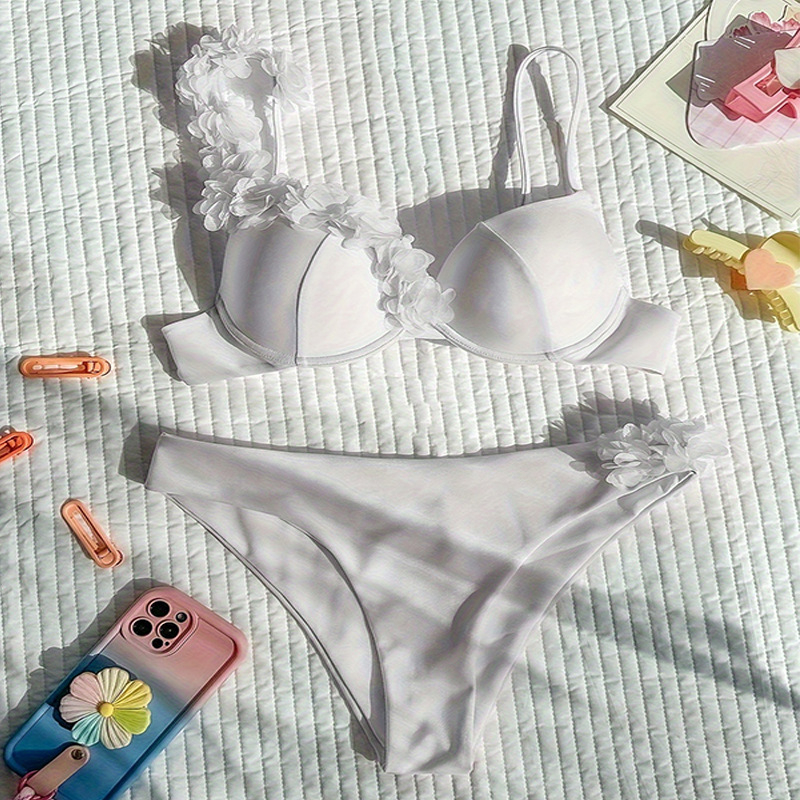 Bikini 2026: Seksi europsko-američki stil, jednobojna s cvjetnim uzorkom, trokutasti kupaći kostim za plažu s čvrstim košaricama