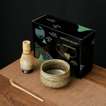 Set ceremonial de ceai din bambus, ceramică: perie pentru matcha, agitator, suport pentru chasen și bol pentru matcha