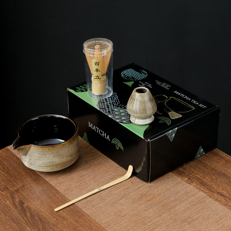 Set ceremonial de ceai din bambus, ceramică: perie pentru matcha, agitator, suport pentru chasen și bol pentru matcha
