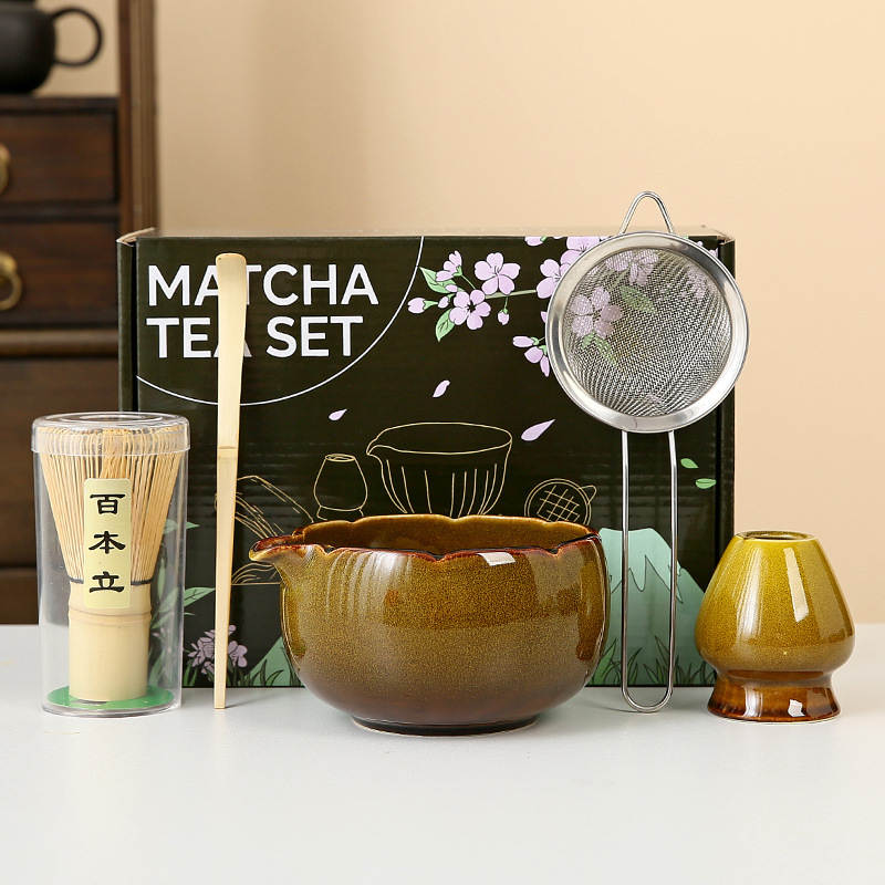 Set pentru ceremonia ceaiului în stil japonez: chasen din bambus, perie pentru matcha și bol ceramic pentru ceai