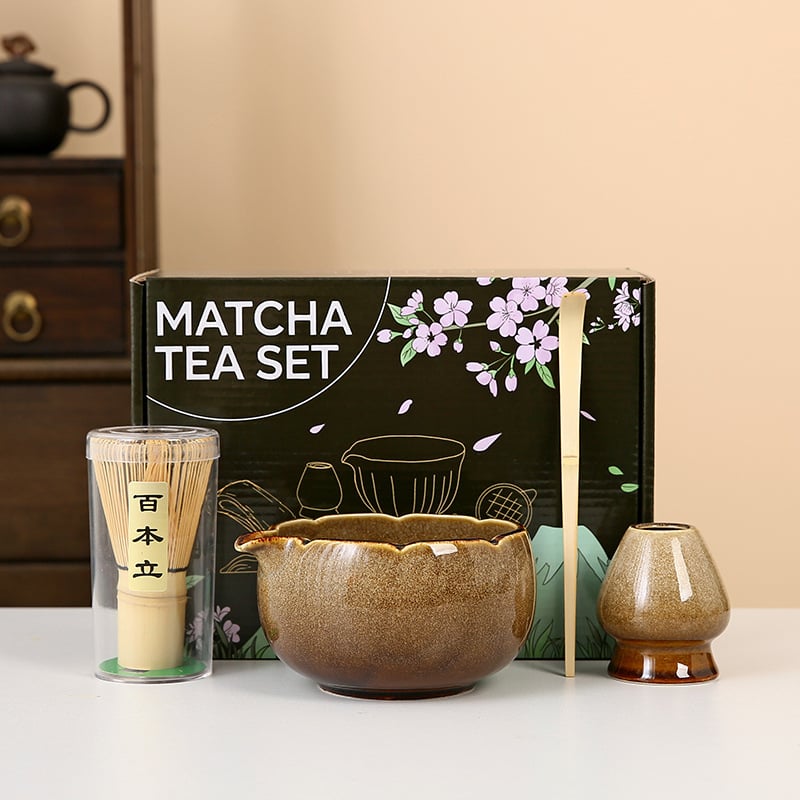 Set pentru ceremonia ceaiului în stil japonez: chasen din bambus, perie pentru matcha și bol ceramic pentru ceai