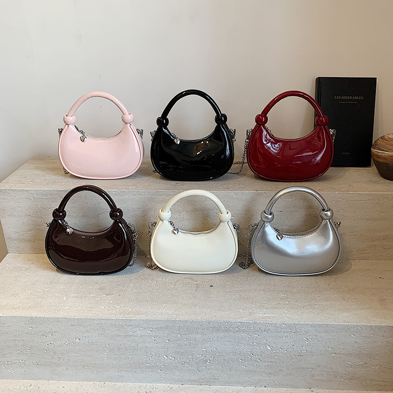 Ženska minimalistička torba u obliku polumjeseca, PU koža, lančani kaiš, svakodnevna torba preko ramena ili crossbody.