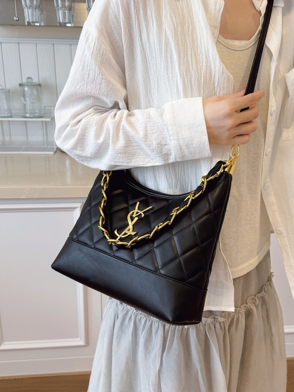 Женска чанта с ромбово шевове и синджирна презрамка, Chanel-стил, PU кожа, за рамо или кръстосано носене