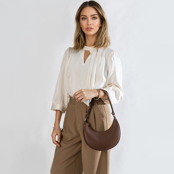 Ženska torba ispod pazuha, ljetna crossbody torba preko ramena, baguette torba u obliku polumjeseca, Instagram inspiracija, model 2026