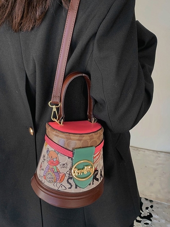 Nova bucket torba s likom medvjedića i grafiti dizajnom, cilindričnog oblika, za rame