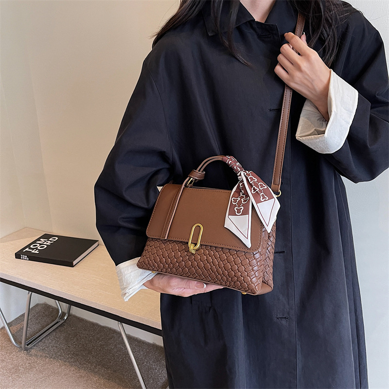 Ženska retro mala kvadratna crossbody torba – visoka kvaliteta materijala