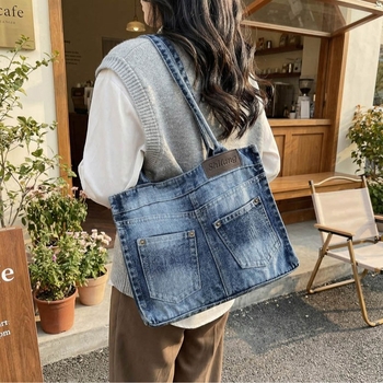 Denim torba u vintage stilu s nišnim dizajnom, retro torba s džepovima, mala kvadratna torba za žene, umjetnička torba preko ramena