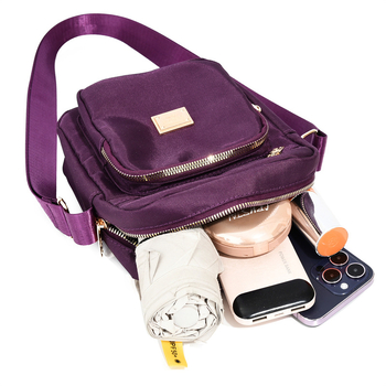 Ženska crossbody torba u gradsko minimalističkom stilu, mala kvadratna torba od Oxford platna sa zatvaračem, unutarnja džep, poliester podstava, Proljeće 2026