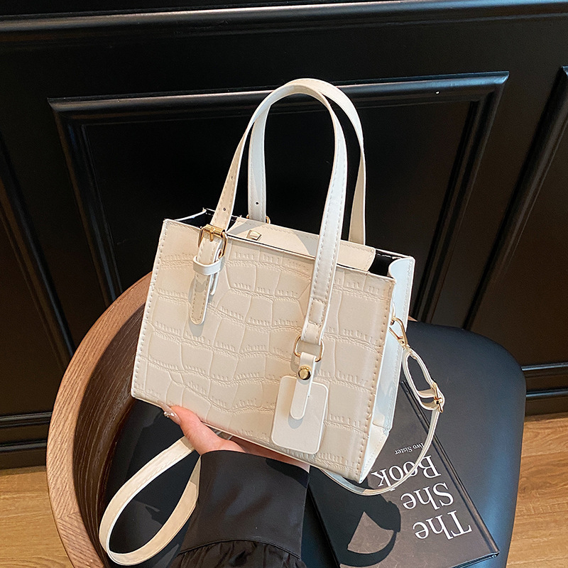 Ženska torbica od prave kože, nišnog stila, novi model 2025, lagani luksuz, crossbody i tote torba
