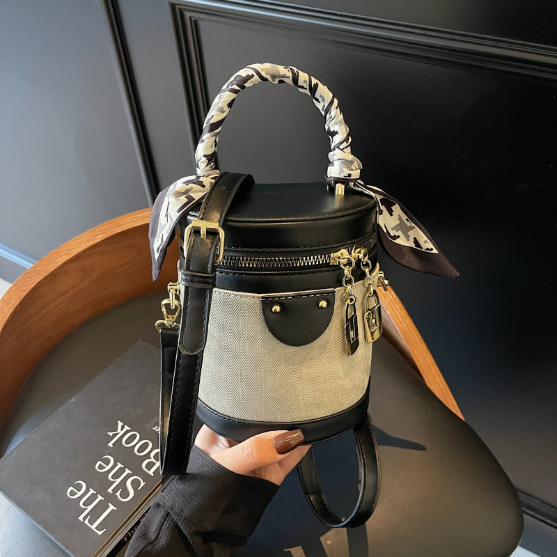 Ženska PU cilindrična bucket torba, preko ramena i ručnog nošenja, elegantna i vrhunska