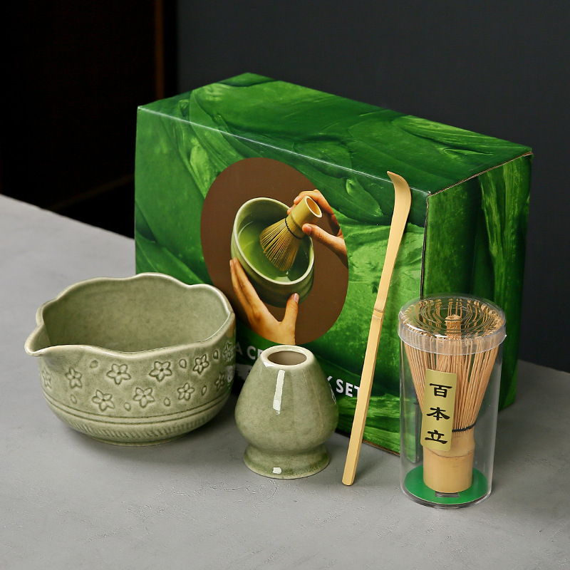 Ceașcă ceramică Sakura pentru matcha, cu tel de bambus și suport — set de instrumente pentru ceremonia ceaiului