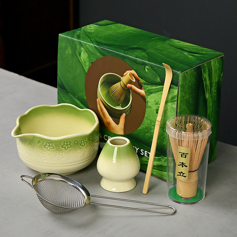 Ceașcă ceramică Sakura pentru matcha, cu tel de bambus și suport — set de instrumente pentru ceremonia ceaiului