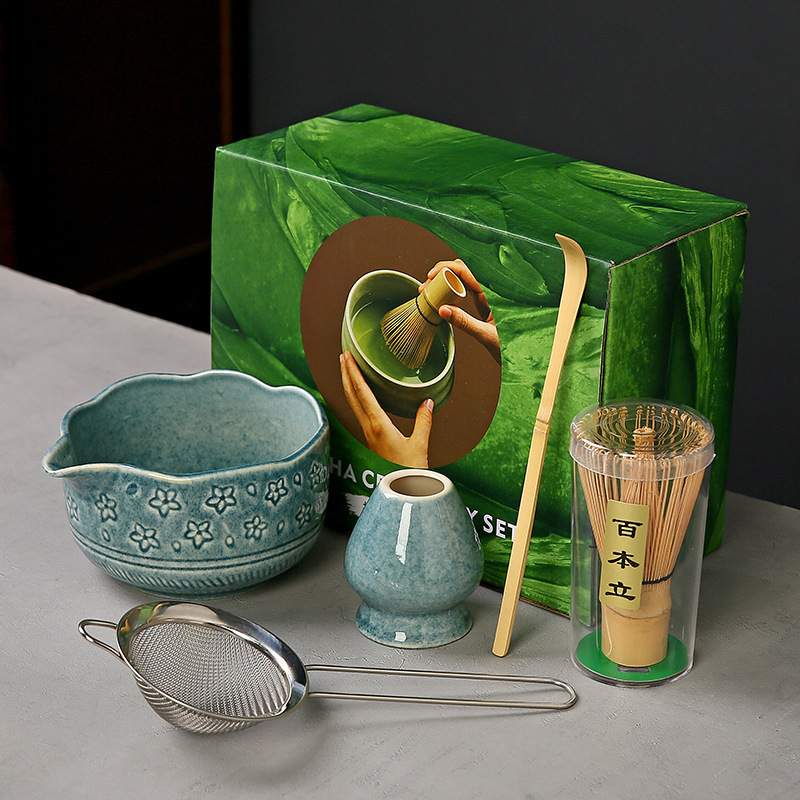 Ceașcă ceramică Sakura pentru matcha, cu tel de bambus și suport — set de instrumente pentru ceremonia ceaiului