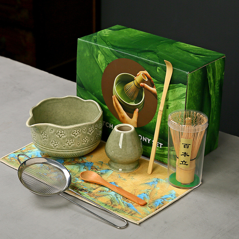 Ceașcă ceramică Sakura pentru matcha, cu tel de bambus și suport — set de instrumente pentru ceremonia ceaiului