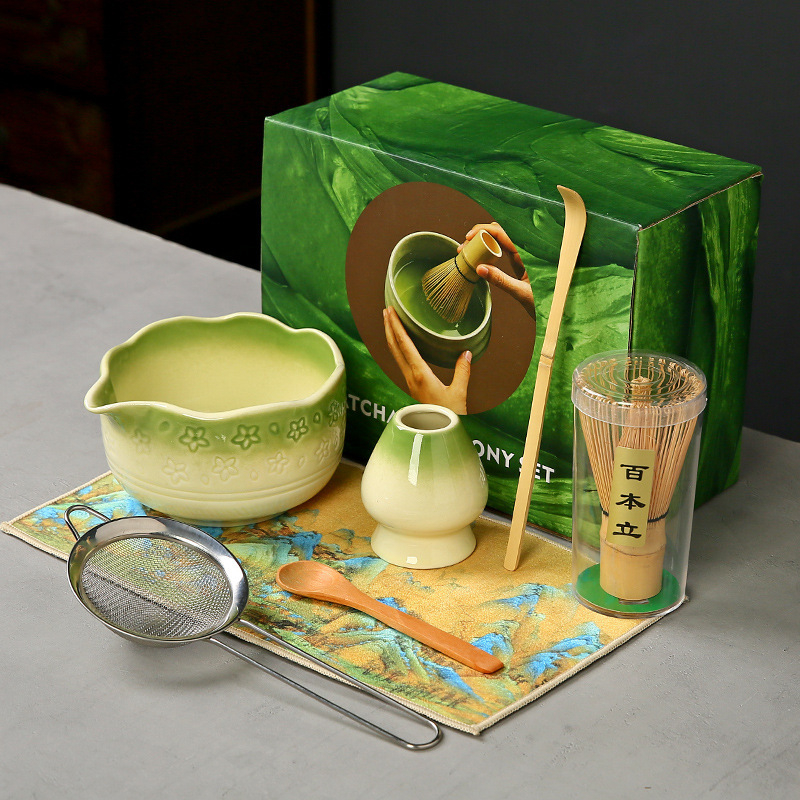 Ceașcă ceramică Sakura pentru matcha, cu tel de bambus și suport — set de instrumente pentru ceremonia ceaiului