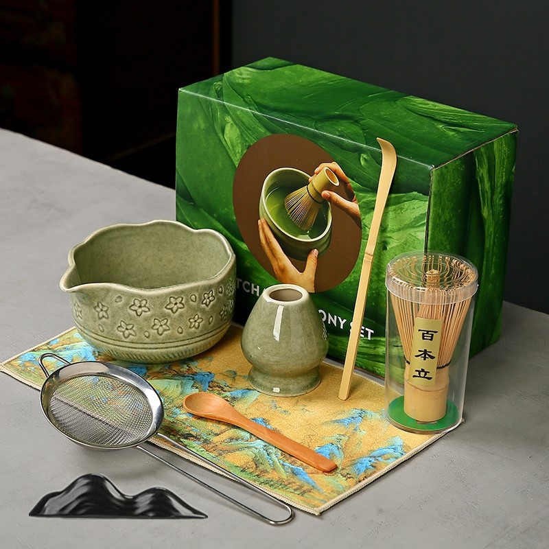 Ceașcă ceramică Sakura pentru matcha, cu tel de bambus și suport — set de instrumente pentru ceremonia ceaiului
