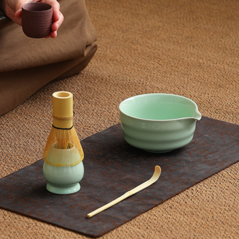 Set japonez din ceramică pentru matcha, cu tel de bambus, perie pentru matcha și linguriță pentru ceai