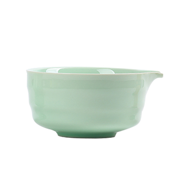 Set japonez din ceramică pentru matcha, cu tel de bambus, perie pentru matcha și linguriță pentru ceai