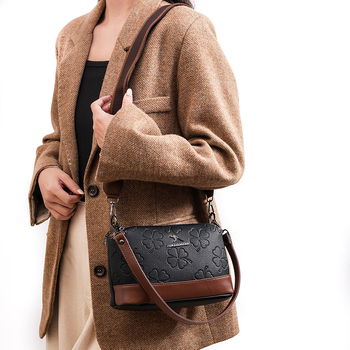 Ženska torbica za jesen-zimu 2025, mekana koža, retro preko ramena, reljefna tekstura, mala kvadratna crossbody torbica.