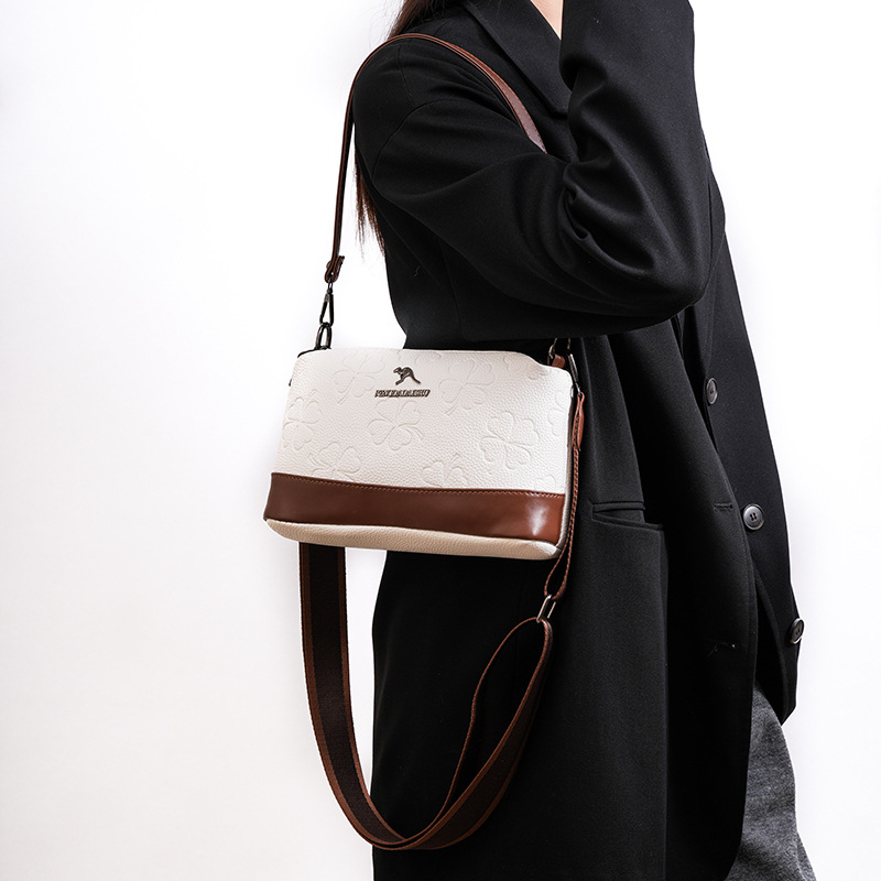 Ženska torbica za jesen-zimu 2025, mekana koža, retro preko ramena, reljefna tekstura, mala kvadratna crossbody torbica.